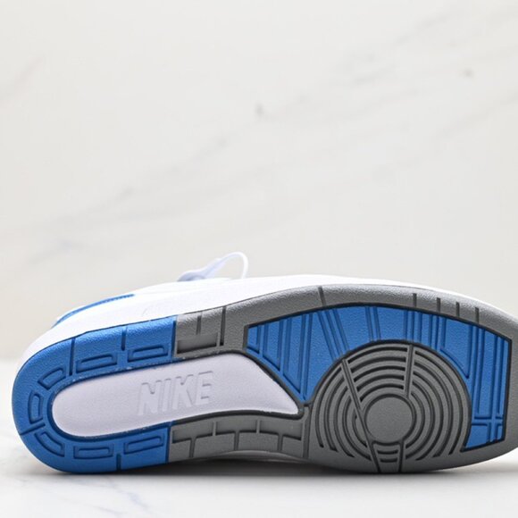 Jordan 2 Retro x J. Balvin Blue main image 5